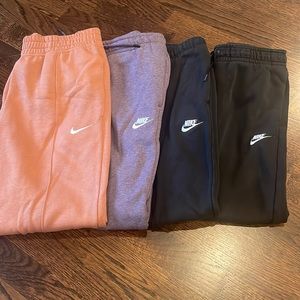 Nike Sweatpants - Sportswear Tech Fleece and oversized Solo Swoosh size S
